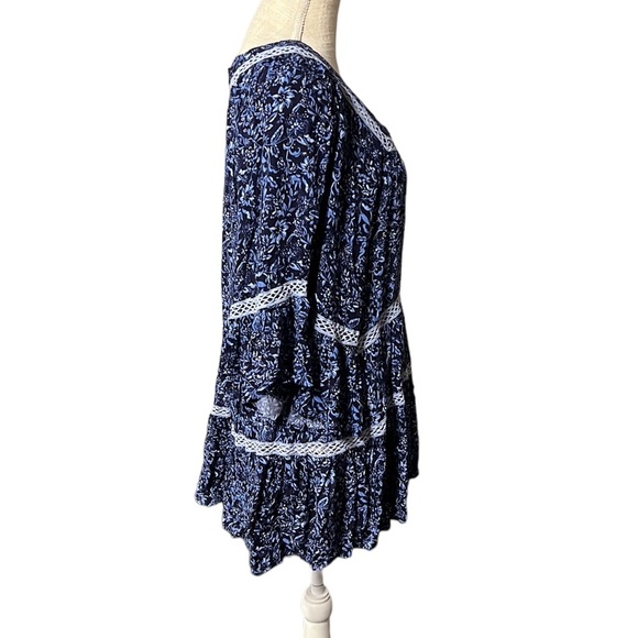 Free People Short Sleeve Talk About It Tiered Blouse Tunic Blue Floral Womens S - Picture 3 of 9